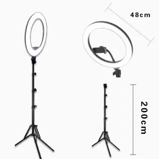 LED Ring camera tripod (product photo)
